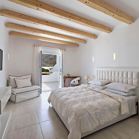 Cavo Bianco Boutique Hotel & Spa Kamari  Exterior photo