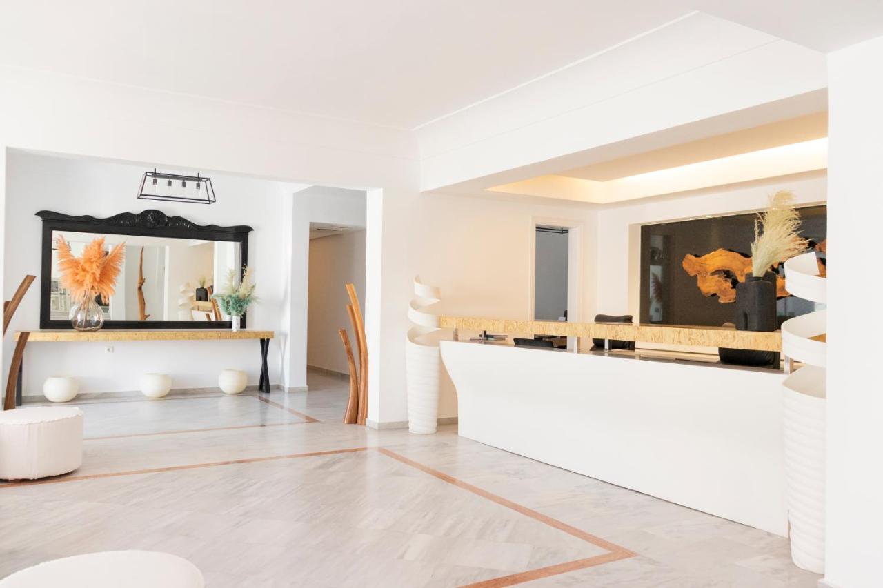 Cavo Bianco Boutique Hotel & Spa Kamari  Exterior photo