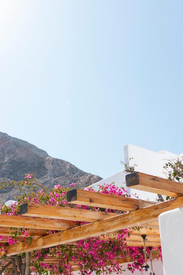 Cavo Bianco Boutique Hotel & Spa Kamari  Exterior photo